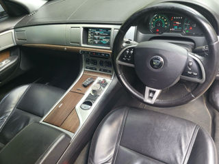 Jaguar XF foto 8