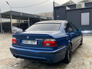 BMW 5 Series foto 5