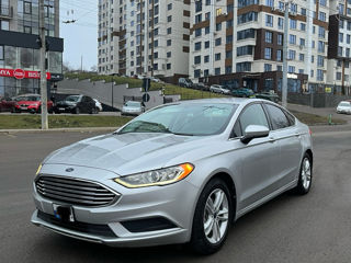 Ford Fusion foto 2