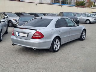 Mercedes E Class foto 4