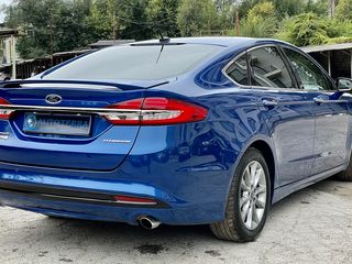 Ford Fusion foto 7