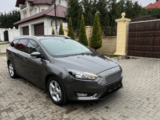 Ford Focus foto 2