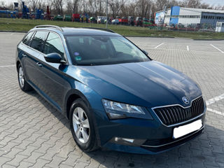 Skoda Superb foto 5