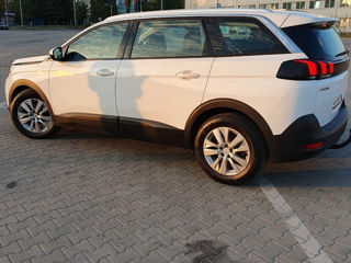 Peugeot 5008 foto 3