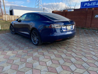 Tesla Model S foto 4