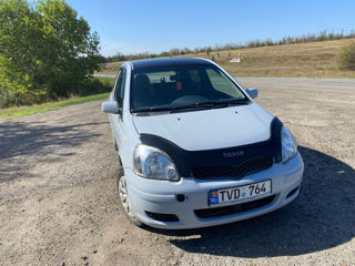 Toyota Yaris foto 3