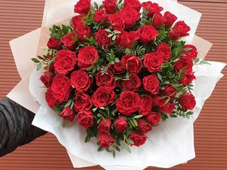 Розы и другие цветы в ассортименте по доступным ценам от foto 4