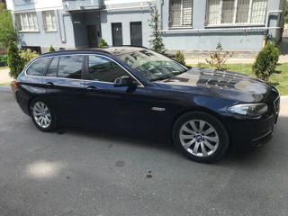 BMW 5 Series foto 2