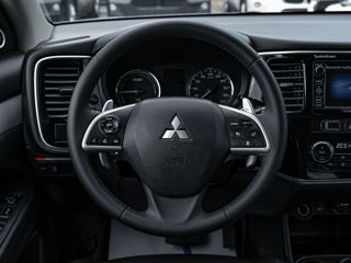 Mitsubishi Outlander foto 11