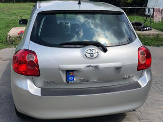 Toyota Auris foto 2