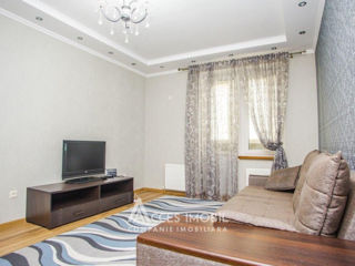 Apartament cu 2 camere, 65 m², Buiucani, Chișinău foto 2