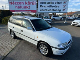 Opel Astra foto 2