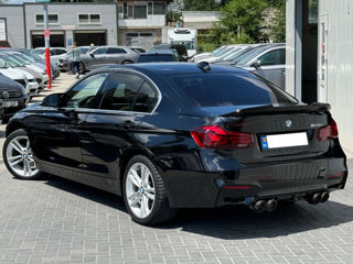 BMW 3 Series foto 5