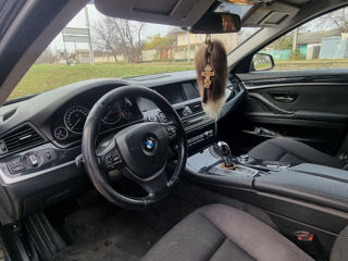 BMW 5 Series foto 7