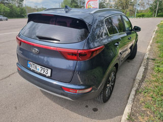 KIA Sportage фото 8