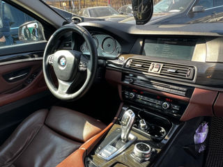 BMW 5 Series foto 7