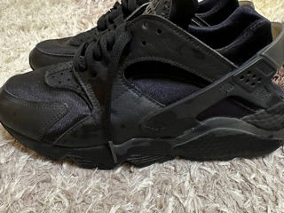 продаю кроссовки nike Huarache оригинальные