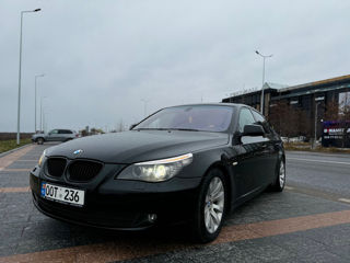 BMW 5 Series foto 3