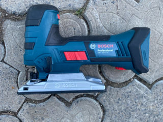 Bosch  18 V LI S