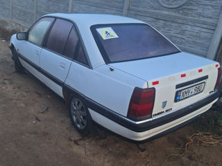 Opel Omega foto 3