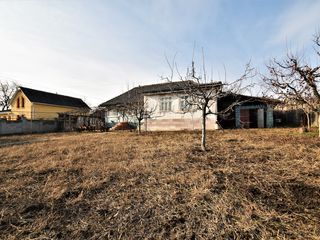 Casă suburbie - Chisinău, Trușeni - centru foto 2