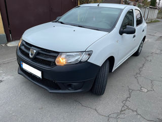 Dacia Logan foto 2