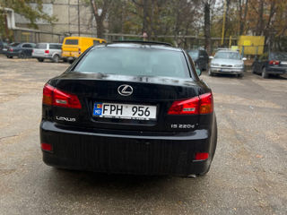 Lexus IS Series foto 3