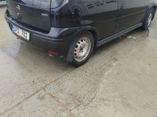 Opel Corsa foto 3