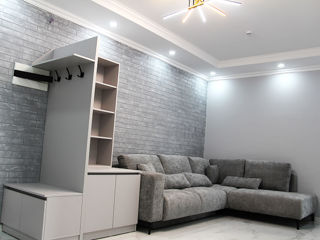 Apartament cu 2 camere, 72 m², Buiucani, Chișinău foto 2