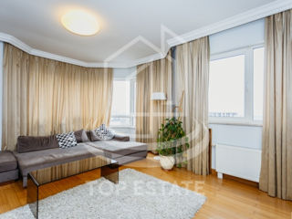Apartament cu 2 camere, 106 m², Centru, Chișinău foto 1