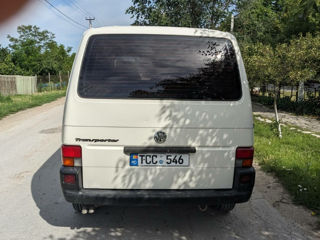 Volkswagen Transporter foto 2