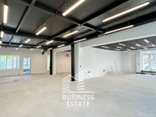 Chirie! 360 m2! Centru, str. V. Trandafirilor, Open Space! Parter! Parking garantat! foto 1