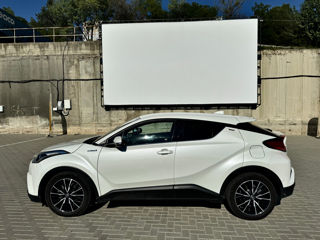 Toyota C-HR foto 5