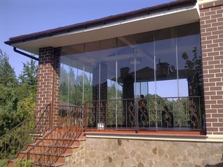 Sisteme glisante din sticlă pentru balcoane și terase foto 7