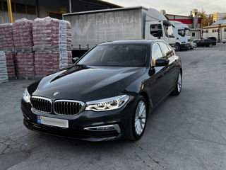 BMW 5 Series foto 3