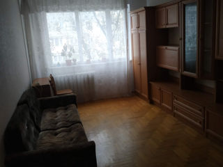 Apartament cu 2 camere, 48 m², Botanica, Chișinău foto 2