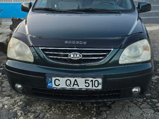 KIA Carens foto 3