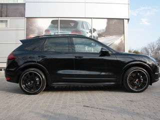 Porsche Cayenne foto 1