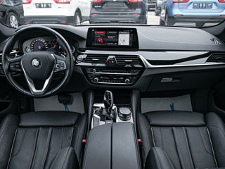 BMW 5 Series foto 7