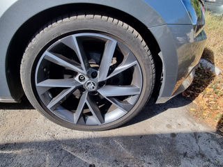 Jante Sportline Vega - Skoda Superb , 235x40 R19 , 8J ET 44 R19, 5x112 foto 5