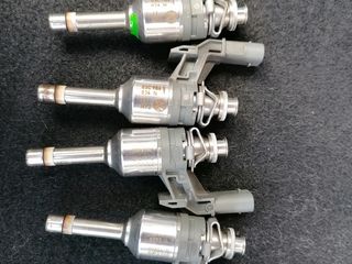 Injector / Форсунка 1.4 tsi 03C906036N vw audi skoda seat