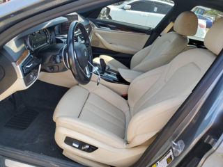 BMW 5 Series foto 8