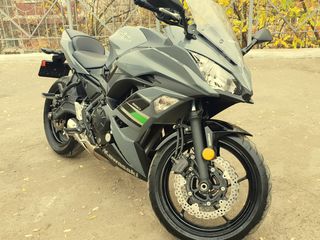 Kawasaki Ninja 650 Model 2018 foto 2