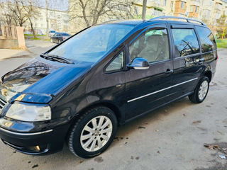 Volkswagen Sharan foto 3