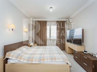 Apartament cu 2 camere, 105 m², Centru, Chișinău foto 1