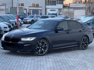 BMW 5 Series foto 3