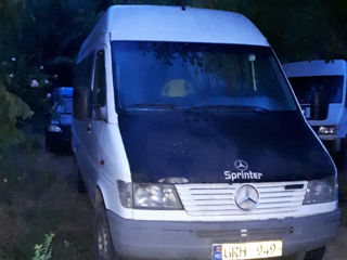 Mercedes Sprinter foto 2