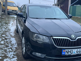 Skoda Superb foto 3