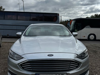 Ford Fusion foto 3