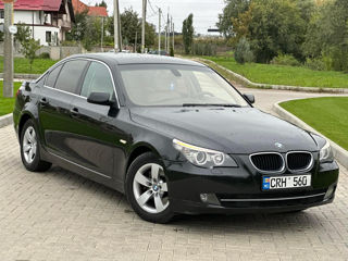 BMW 5 Series foto 2